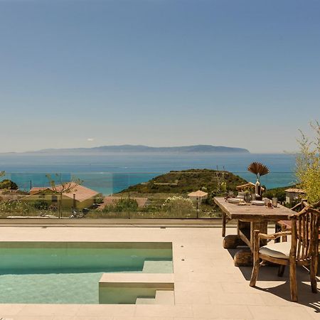 Ratzaklíon Hilaritas Luxury Suites Sea View, Private Pool & Jacuzzi Paradise מראה חיצוני תמונה