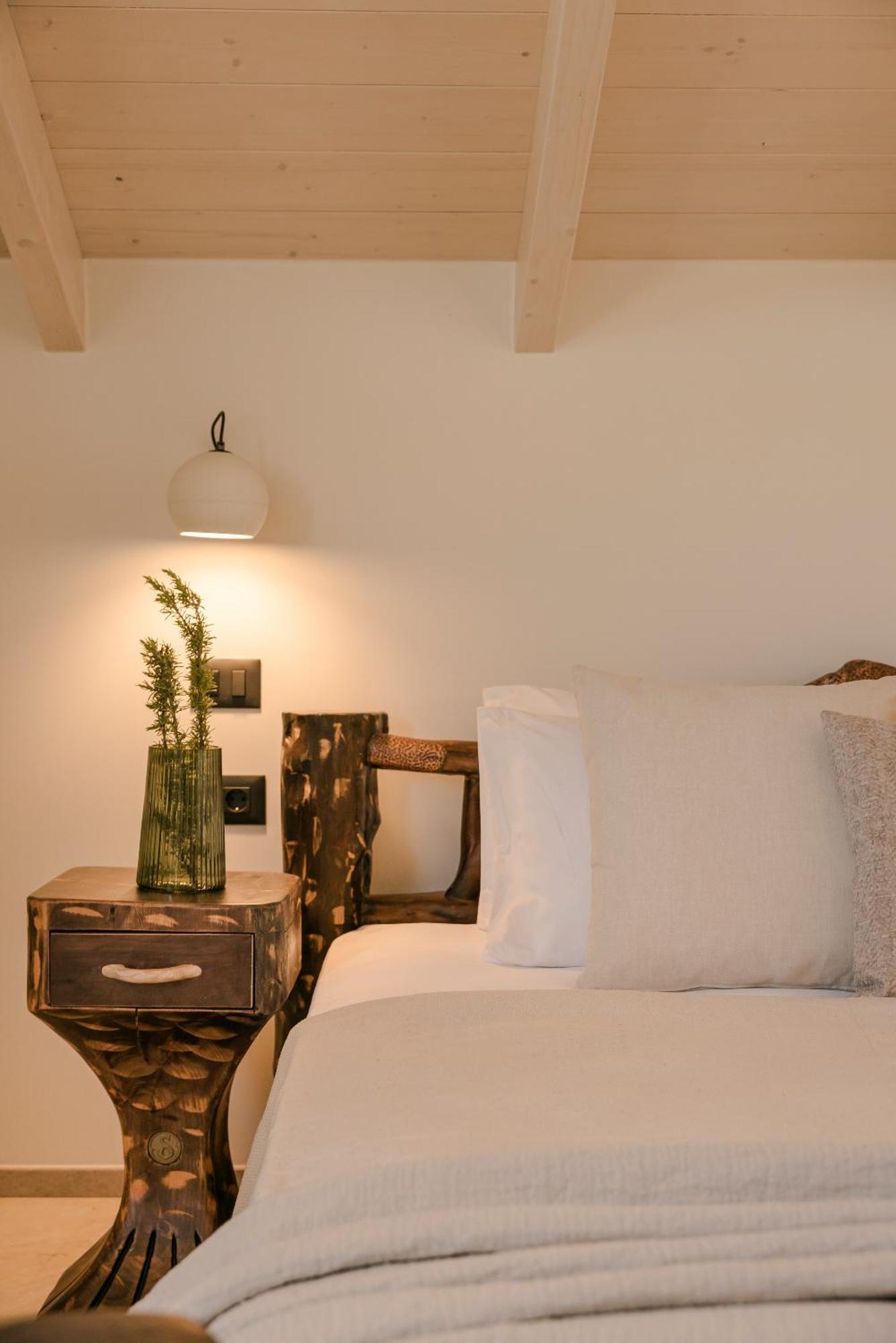 Ratzaklíon Hilaritas Luxury Suites Sea View, Private Pool & Jacuzzi Paradise מראה חיצוני תמונה