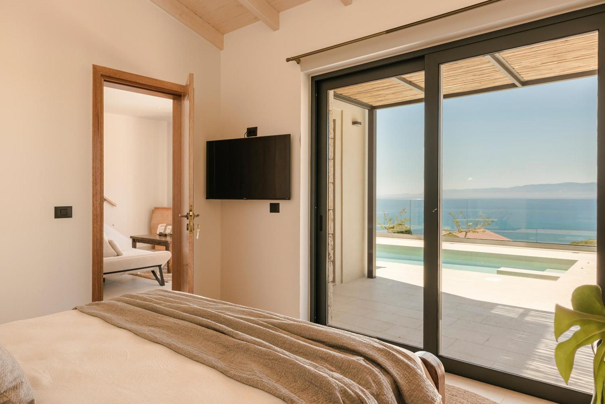 Ratzaklíon Hilaritas Luxury Suites Sea View, Private Pool & Jacuzzi Paradise מראה חיצוני תמונה
