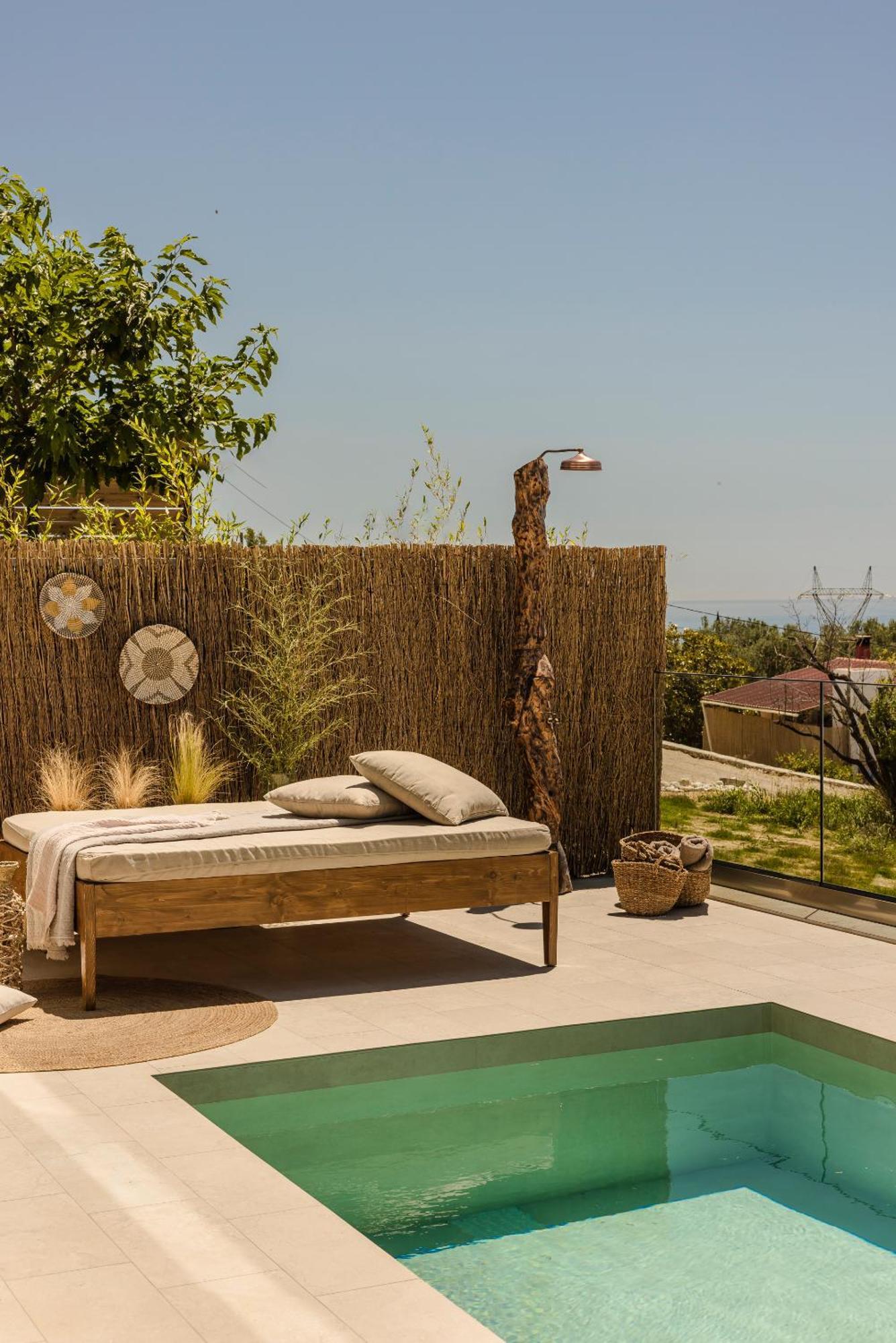 Ratzaklíon Hilaritas Luxury Suites Sea View, Private Pool & Jacuzzi Paradise מראה חיצוני תמונה