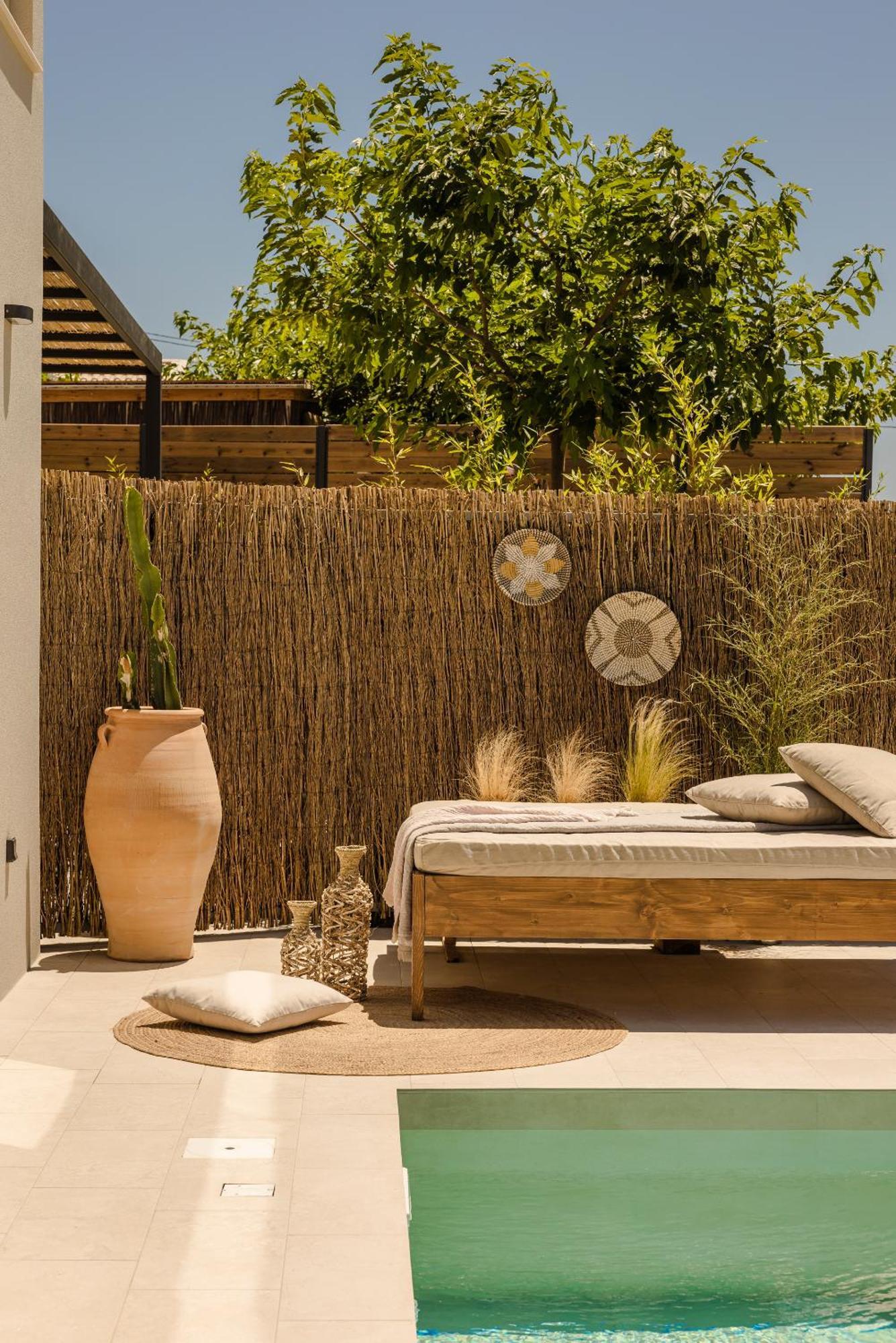 Ratzaklíon Hilaritas Luxury Suites Sea View, Private Pool & Jacuzzi Paradise מראה חיצוני תמונה