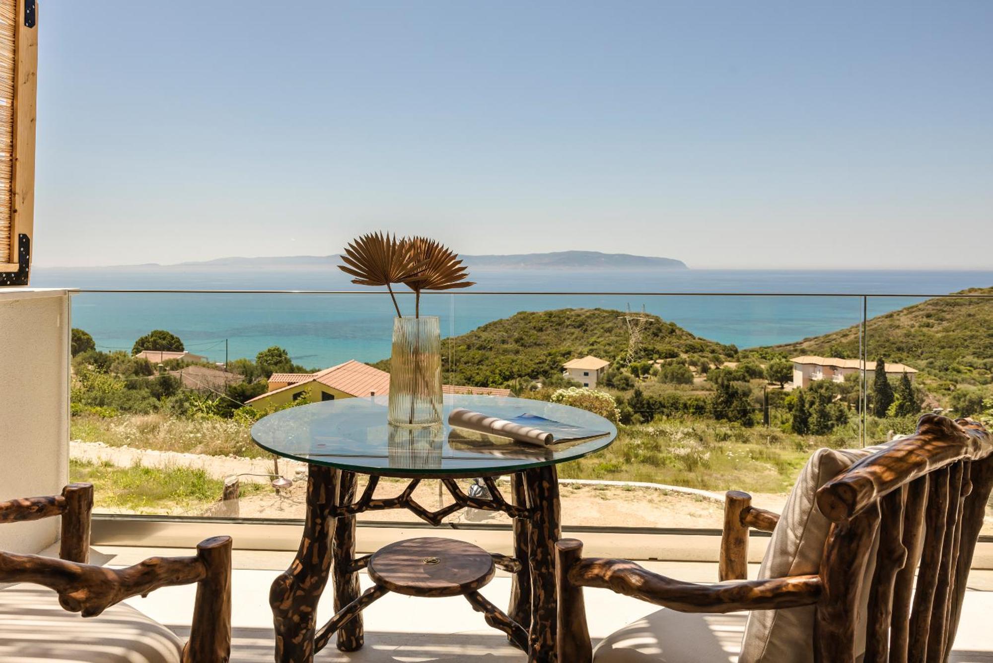 Ratzaklíon Hilaritas Luxury Suites Sea View, Private Pool & Jacuzzi Paradise מראה חיצוני תמונה