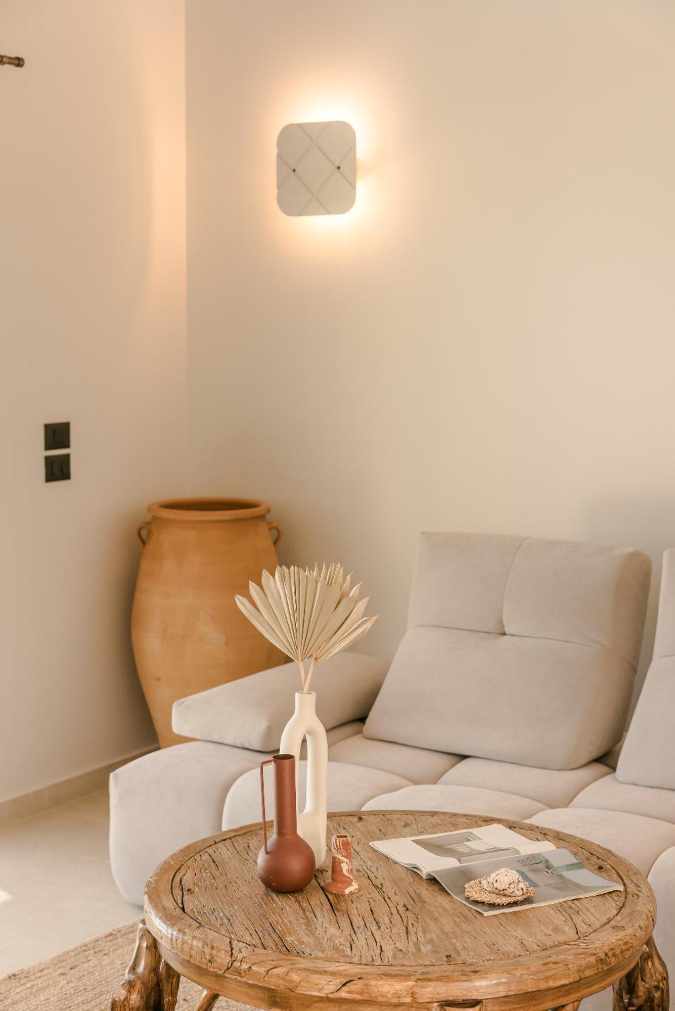 Ratzaklíon Hilaritas Luxury Suites Sea View, Private Pool & Jacuzzi Paradise מראה חיצוני תמונה