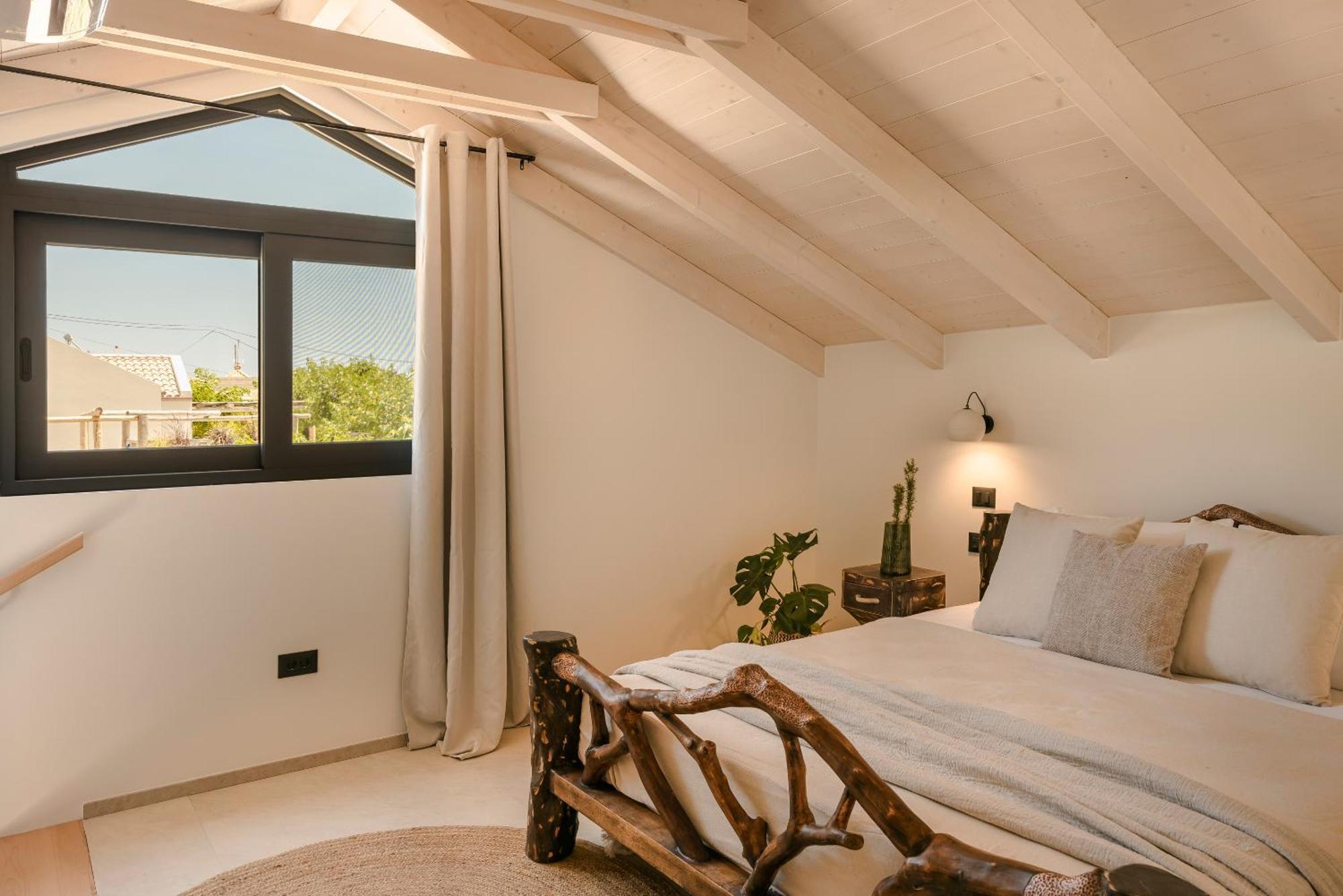 Ratzaklíon Hilaritas Luxury Suites Sea View, Private Pool & Jacuzzi Paradise מראה חיצוני תמונה